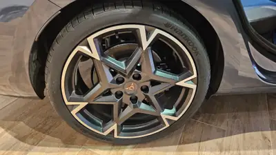 CUPRA Leon ST 2.0 TSI VZ 4Drive — Break sportif 333 ch, quasi-neuf avec 10 km — Miniatur 21