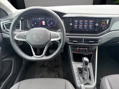 VW Polo 1.0 TSI Life DSG — Citadine dynamique, faible kilométrage et garantie 12 mois — Miniature 11