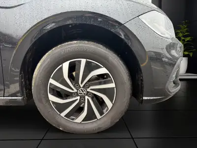 VW Polo 1.0 TSI Life DSG — Citadine dynamique, faible kilométrage et garantie 12 mois — Miniature 23