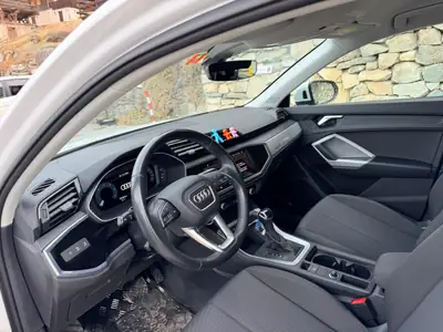 Audi Q3 Sportback 35 TDI Attraction — SUV coupé diesel, 30 500 km seulement — rear view