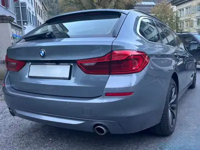 BMW 520d xDrive Touring — Break diesel hybride, 205000 km, état impeccable — tableau de bord