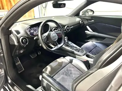 Audi TT S Coupé 2.0 TFSI — Sport authentique 310 ch, sans accident — détail