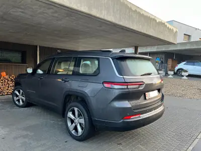Jeep Grand Cherokee L 3.6 V6 Limited 4x4 — SUV 7 places, première main, 37'000 km — Heckansicht