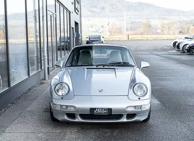 Porsche 911 Carrera 4S 1995 — Coupé sportif iconique, première main avec historique complet — vista posteriore