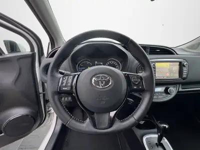 Toyota Yaris 1.5 Hybrid Trend — Citadine écologique, 43'000 km seulement — Miniature 10