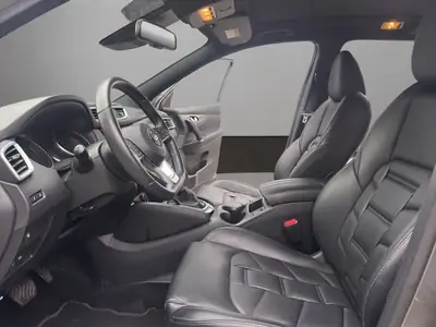 Nissan Qashqai 1.3 DIG-T Tekna DCT — SUV compact premium avec toit panoramique et caméra 360° — Thumbnail 8