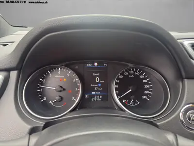 Nissan Qashqai 1.3 DIG-T Tekna DCT — SUV compact premium avec toit panoramique et caméra 360° — Thumbnail 10