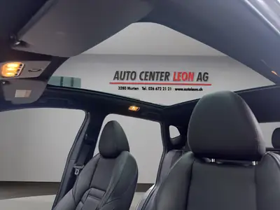 Nissan Qashqai 1.3 DIG-T Tekna DCT — SUV compact premium avec toit panoramique et caméra 360° — Thumbnail 16
