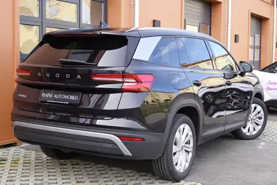 Skoda Kodiaq 1.5 TSI mHEV Selection — SUV hybride léger, sièges électriques, moins de 5200 km — détail