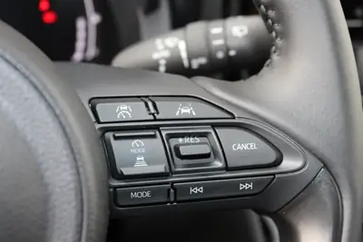 Toyota Yaris Cross 1.5 Trend AWDi — SUV Compact Hybride 4x4, Garantie 15 ans — Miniature 10