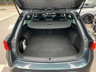 SEAT Leon ST 1.4 eHybrid pHEV — Monospace écologique et performant, 72'000 km — Miniature 9
