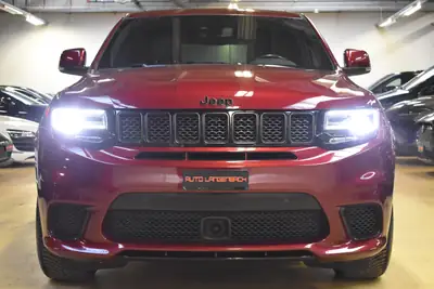 Jeep Grand Cherokee 6.2 V8 HEMI Trackhawk — 710 ch, SUV musclé sans compromis — Miniature 7