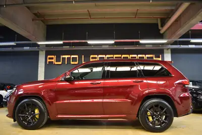 Jeep Grand Cherokee 6.2 V8 HEMI Trackhawk — 710 ch, SUV musclé sans compromis — Miniature 10