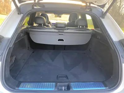 Mercedes-Benz EQE SUV 350 4Matic — SUV électrique premium, 17'000 km seulement — Miniatura 13
