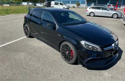 Mercedes-AMG A 45 4Matic — Berline sportive 381 ch, 85'000 km — vue extérieure