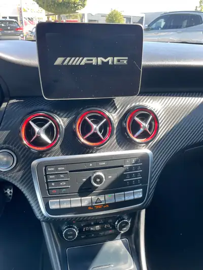 Mercedes-AMG A 45 4Matic — Berline sportive 381 ch, 85'000 km — Miniature 7