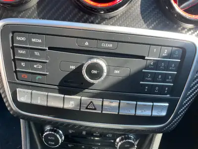 Mercedes-AMG A 45 4Matic — Berline sportive 381 ch, 85'000 km — Miniature 9