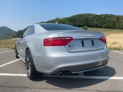 Audi S5 Coupé 4.2 V8 FSI — Coupé sport légendaire, état impeccable — Thumbnail 11