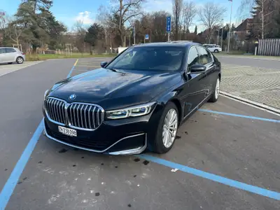 BMW 730d xDrive Steptronic — Berline de prestige diesel, 179 000 km, transmission intégrale — side view