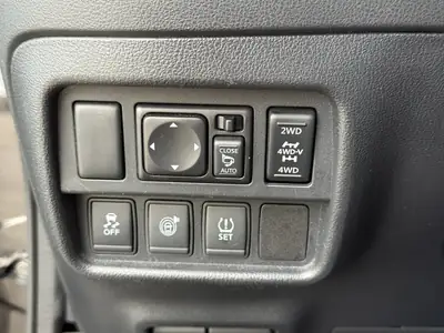 Nissan Juke 1.6 DIG-T Tekna 4x4 — SUV compact dynamique, 4x4 intégral et tout équipé — Thumbnail 20