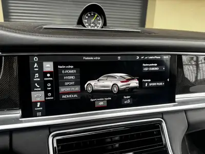 Porsche Panamera Turbo S Hybrid — Berline de prestige 680 ch, hybride rechargeable — tableau de bord