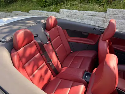 Volvo C70 T5 Summum Geartronic — Cabriolet suédois 230 ch, 49 850 km certifiés — Miniature 8