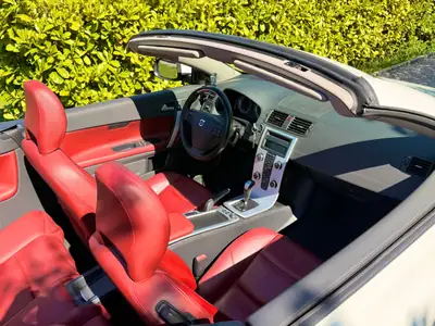 Volvo C70 T5 Summum Geartronic — Cabriolet suédois 230 ch, 49 850 km certifiés — Miniature 7