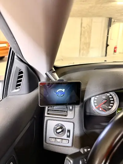 Volvo C70 T5 Summum Geartronic — Cabriolet suédois 230 ch, 49 850 km certifiés — Miniature 13