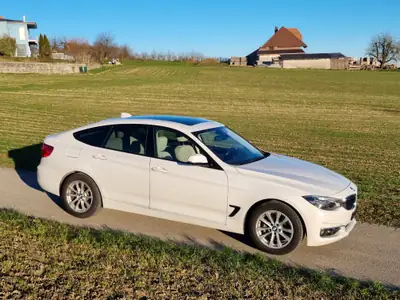 BMW 335 Gran Turismo xDrive — Diesel puissant, équipement premium, sans accident — vista esterna