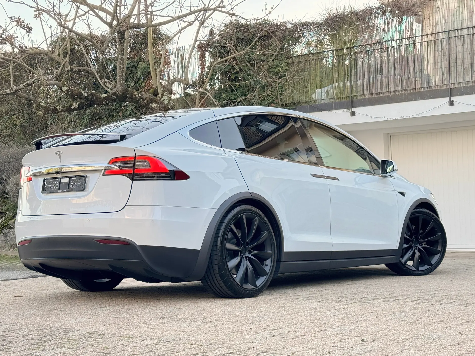 Tesla Model X 2019 occasion Dully — 4