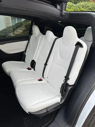 Tesla Model X Performance Ludicrous Plus — SUV électrique 796 CV, accélération extrême — Miniature 21