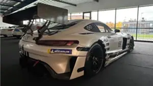 Mercedes-AMG GT3 EVO — Supersportive 585 ch, faible kilométrage — tableau de bord
