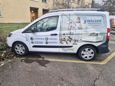 Ford Transit Courier 2019 — Utilitaire compact sans accident, 127 000 km — vista esterna