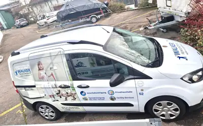 Ford Transit Courier 2019 — Utilitaire compact sans accident, 127 000 km — fianco