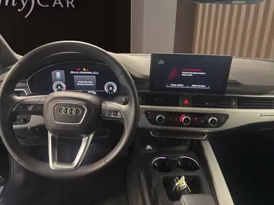 Audi A4 Avant 45 TFSI S line — Break premium quattro, 12 100 km seulement — cruscotto