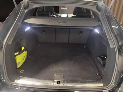 Audi A4 Avant 45 TFSI S line — Break premium quattro, 12 100 km seulement — Miniatura 11