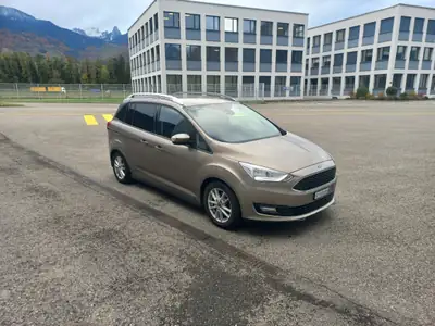 Ford Grand C-MAX 1.5 TDCi Trend — Monospace 7 places, diesel économique et fiable — vue extérieure