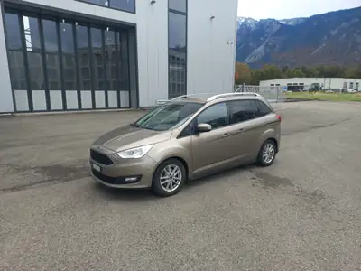 Ford Grand C-MAX 1.5 TDCi Trend — Monospace 7 places, diesel économique et fiable — côté