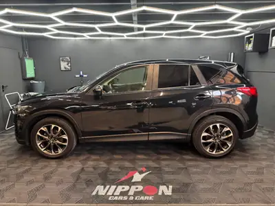 Mazda CX-5 2.2 D Revolution AWD — SUV robuste, traction intégrale, entretien à jour — interior