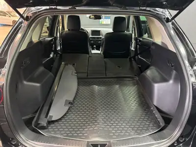 Mazda CX-5 2.2 D Revolution AWD — SUV robuste, traction intégrale, entretien à jour — Thumbnail 13