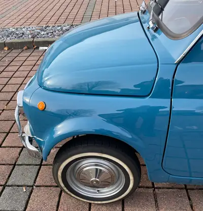 FIAT 500L 1969 — Icône italiana en excellent état, véhicule de collection — détail