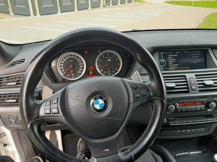 BMW X5m 2011 occasion Court — 3