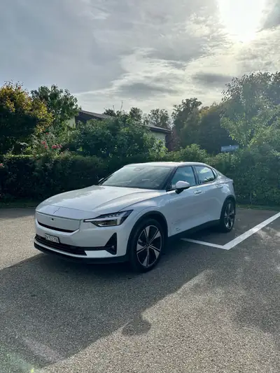 Polestar 2 Long Range Single Plus — Berline électrique performante, 22'000 km seulement — dashboard