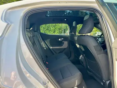 Polestar 2 Long Range Single Plus — Berline électrique performante, 22'000 km seulement — Thumbnail 10