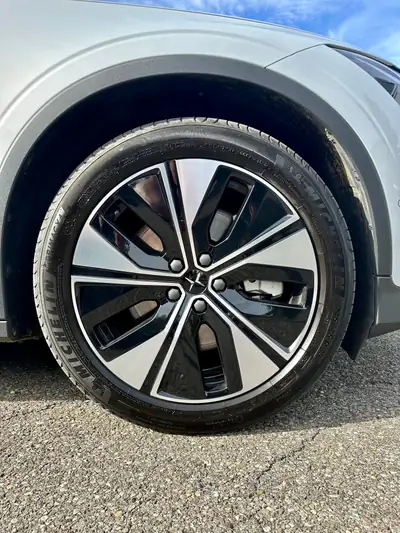 Polestar 2 Long Range Single Plus — Berline électrique performante, 22'000 km seulement — Thumbnail 17