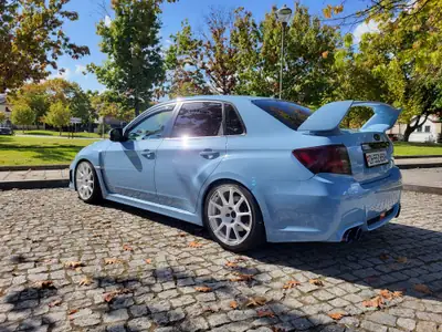 Subaru WRX STI Sport 2.5 Turbo 4WD — Berline sportive légendaire, 301 ch intégraux — Miniatura 7