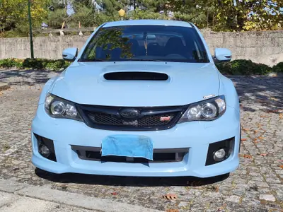 Subaru WRX STI Sport 2.5 Turbo 4WD — Berline sportive légendaire, 301 ch intégraux — Miniatura 12
