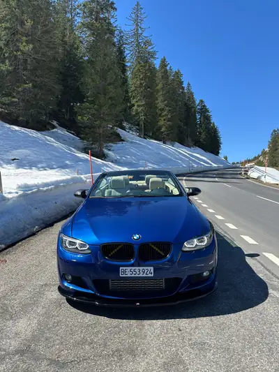 BMW 335i Cabriolet M Sport — Roadster performant, 306 ch et toit ouvert — exterior view