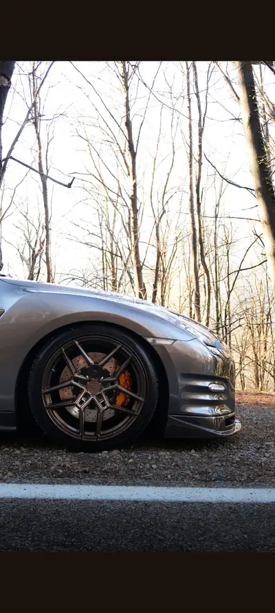 Nissan GT-R 3.8 V6 Biturbo — Supercar légendaire, 660 ch et 120'000 km — Innenraum