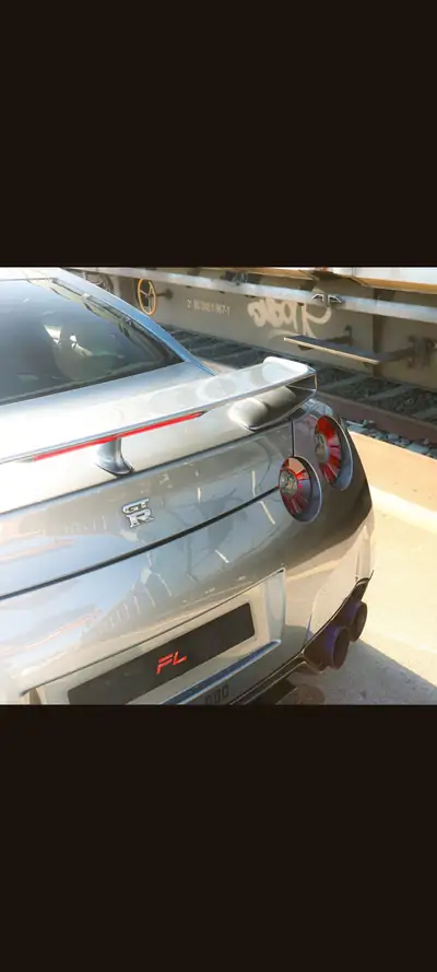 Nissan GT-R 3.8 V6 Biturbo — Supercar légendaire, 660 ch et 120'000 km — Miniatur 8